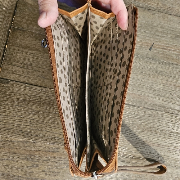 Relic brown wristlet - Picture 3 of 6